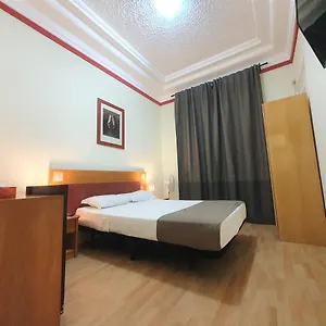 https://midis-alojamento-local.hotels-lisbon-portugal.com